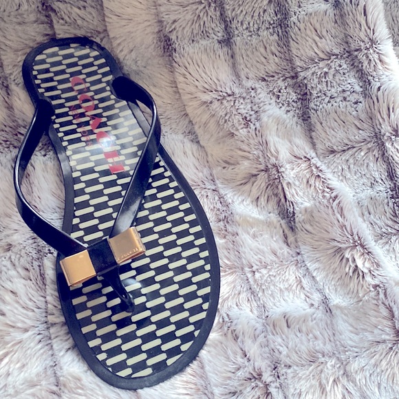 Coach Landon Jelly Flip Flops- Size women’s 5 - Picture 3 of 5